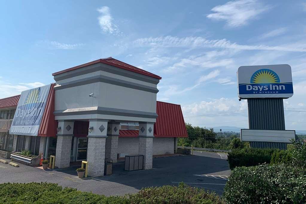 Days Inn By Wyndham Harrisonburg Exterior foto